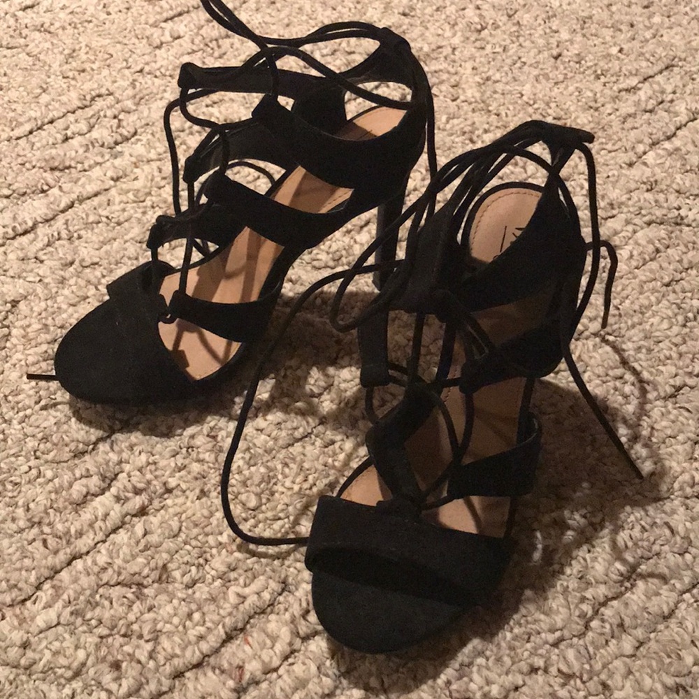 Lace-up black high heels